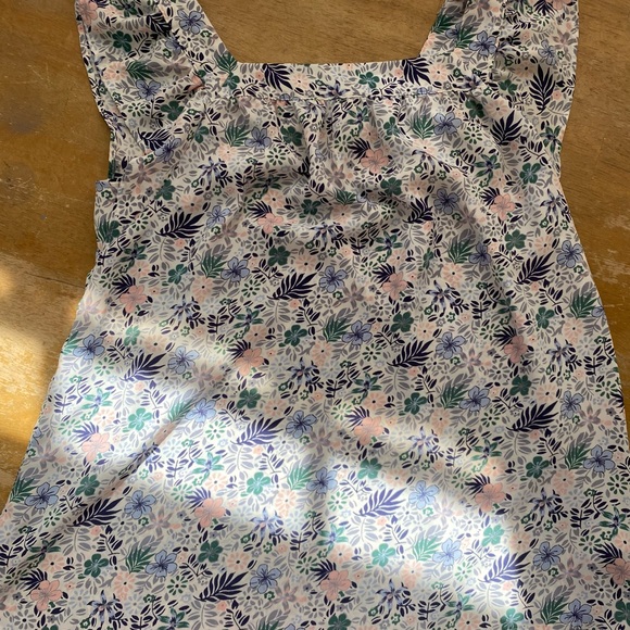 Loft XXSP Square floral top - Picture 3 of 7
